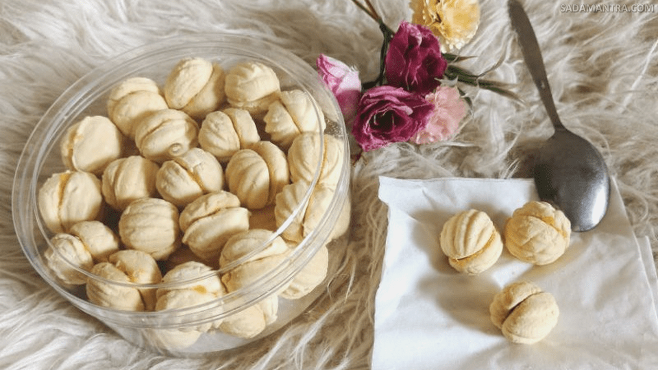 apakah kemiri itu kacang