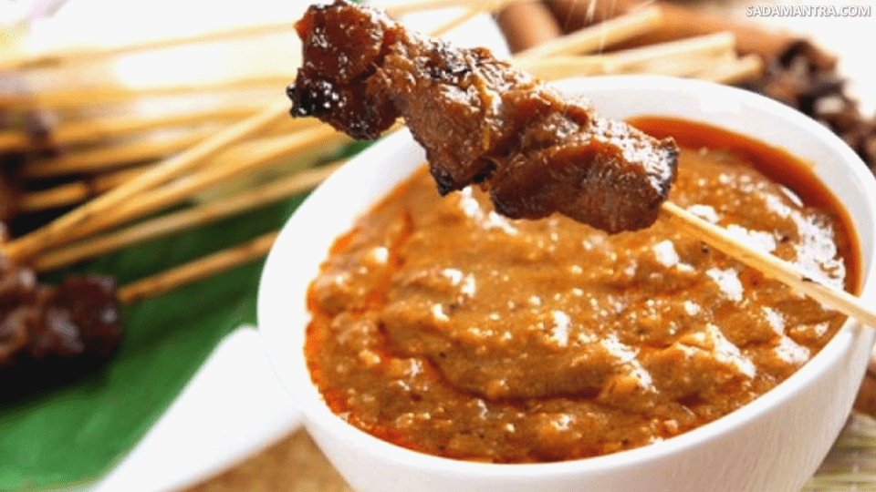 fungsi kacang kemiri - bumbu sate
